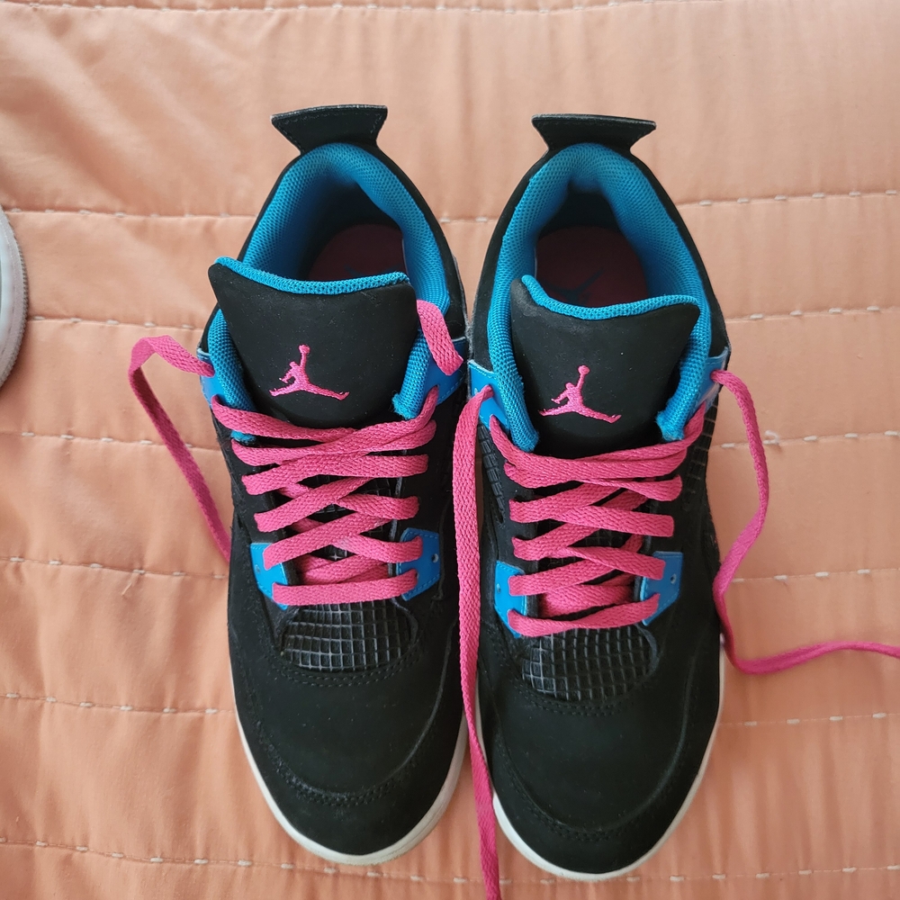 Kids Jordan 4s Black with Pink And Blue Accent Size 3Y